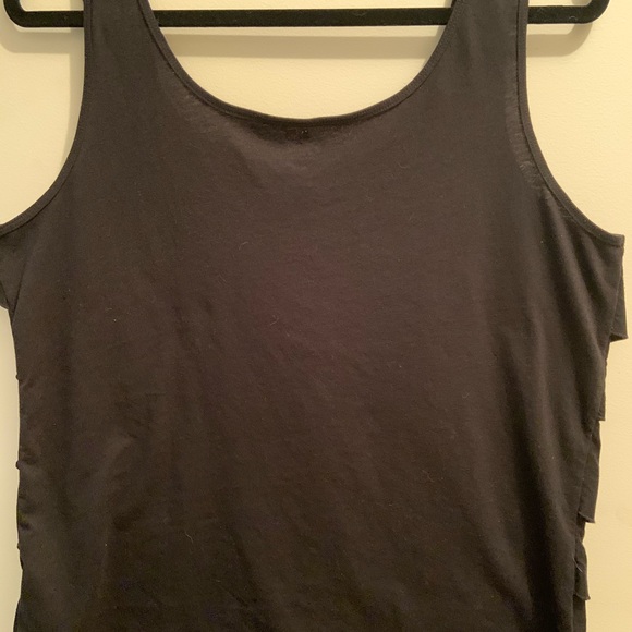 Tommy Hilfiger XL tiered ruffle tank - Picture 2 of 3